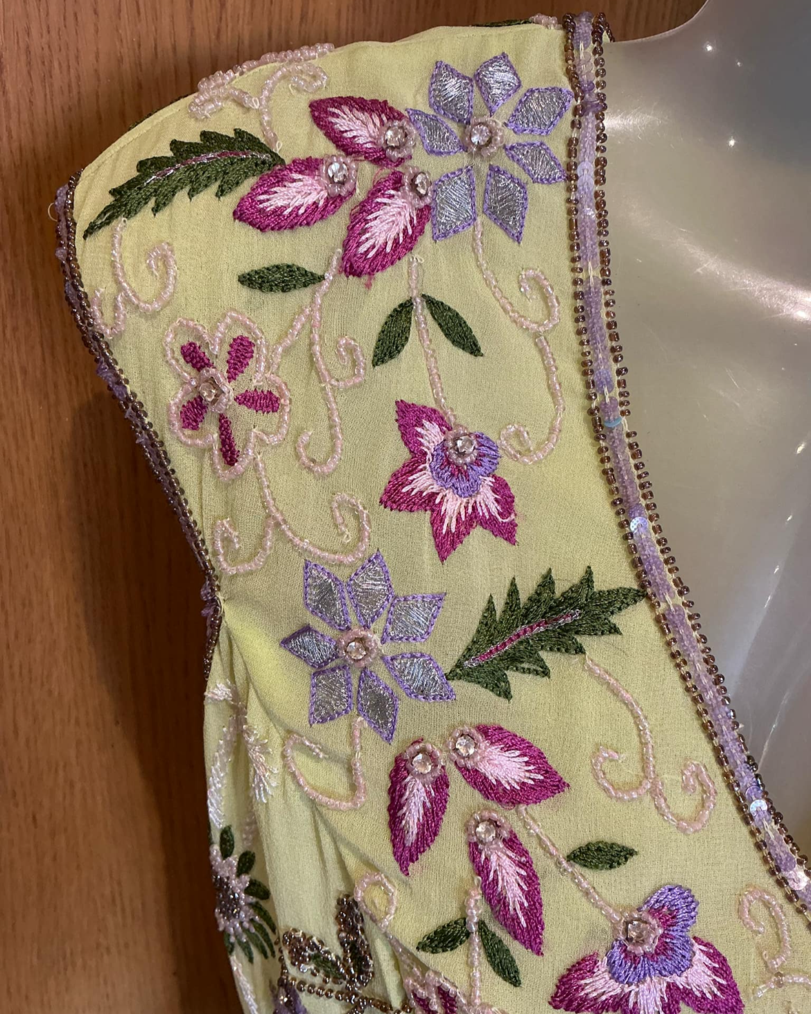 Aftershock Cynthis Tea Top